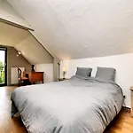 In With Swimming Pool