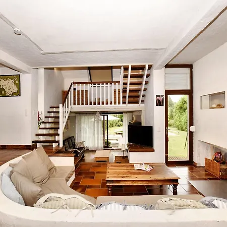 In With Swimming Pool