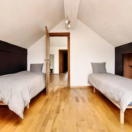 In With Swimming Pool