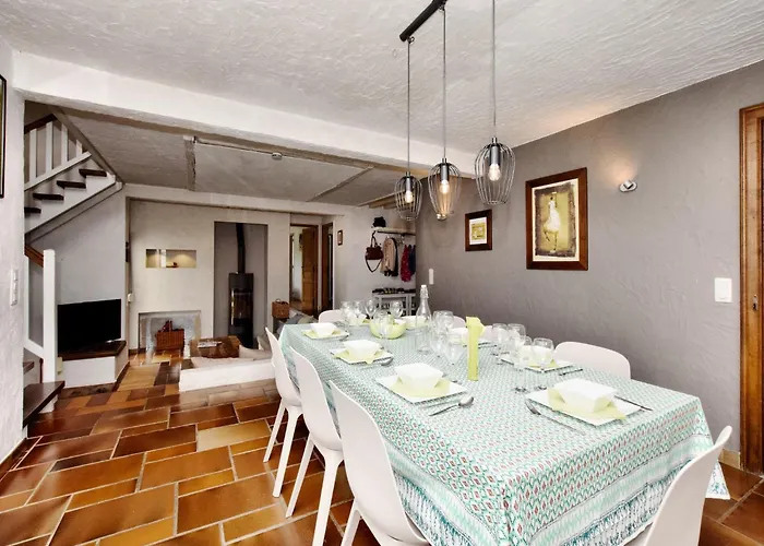 In With Swimming Pool *