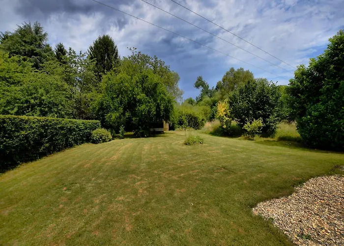 In With Swimming Pool * Virton