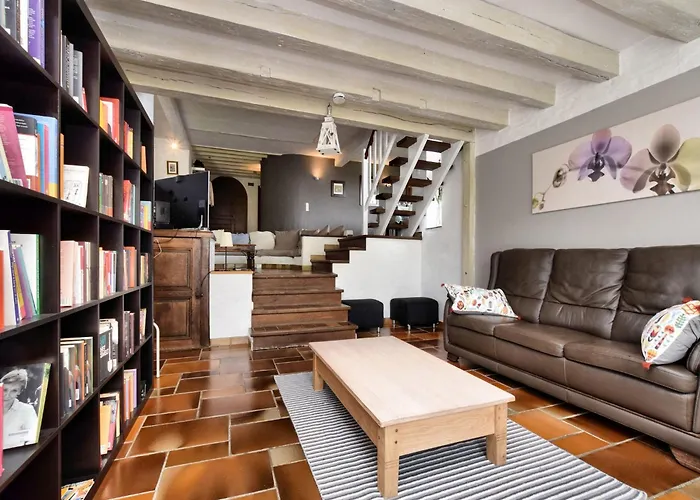 In With Swimming Pool