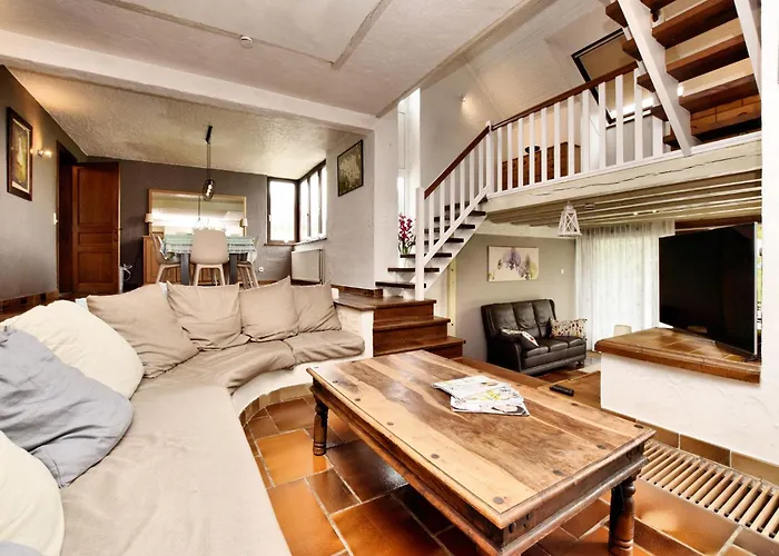 Hébergement de vacances In With Swimming Pool *